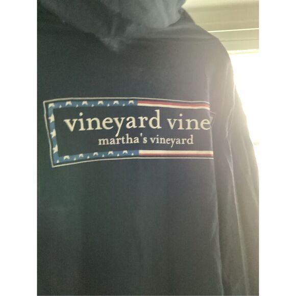 Vineyard Vines Men's USA Logo Box Long-Sleeve - Picture 2 of 4